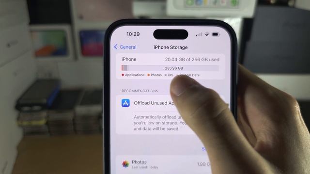 How To Check Storage Space on iPhone 15 Pro Max смотреть онлайн
