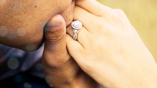 В тот день женщина получила записку от неизвестного. Прочитав ее, она прервала церемонию… смотреть онлайн