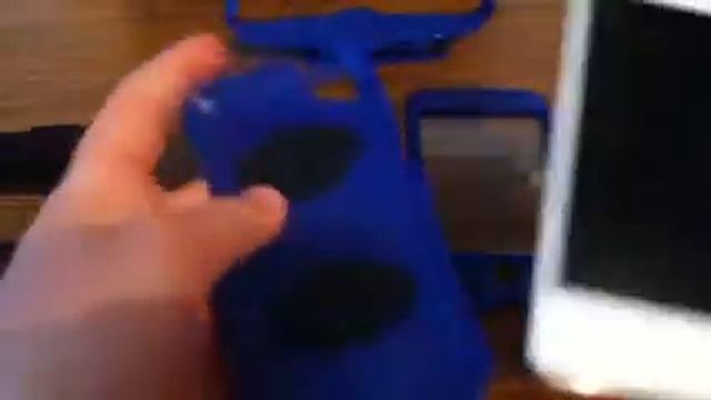 Griffin Survivor case review for iPod touch 4th gen. смотреть онлайн