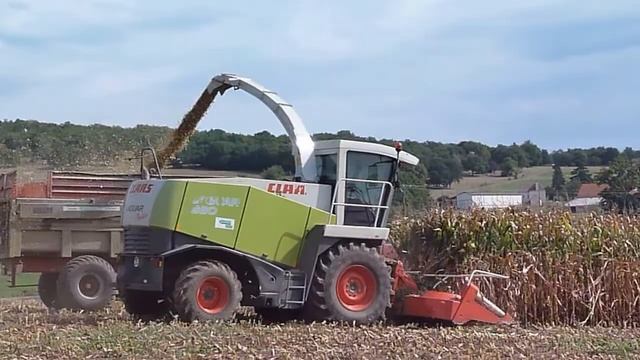 🌽🇫🇷Claas Jaguar 830 / Ensilage Maïs 2011. (CUMA DES CAUSSES) смотреть онлайн