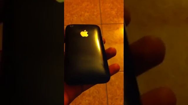 iPhone 3G iOS 4.0 Jailbroken (Multitasking & Wallpapers) смотреть онлайн