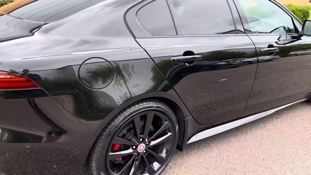 Jaguar XE 2.0 D200 MHEV R-Dynamic Black Auto Euro 6 - Black Pack - 360 Degree Cameras - Huge Spec смотреть онлайн