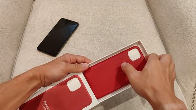 iPhone 11 Pro Max Leather Case Unboxing смотреть онлайн