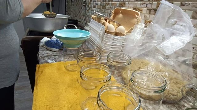 Привезли землю для грядок🥦🍓 Напекли блинов🥮 Работаем в своем доме🏠 смотреть онлайн