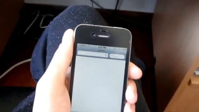 iPhone 4 doesn't have antenna problem. web page testing. смотреть онлайн