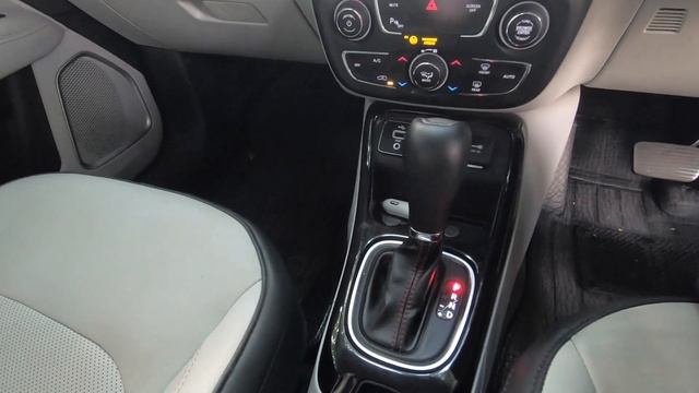 JEEP COMPASS | PETROL AUTOMATIC | INTERIOR | EXTERIOR | MILEAGE | WALK AROUND смотреть онлайн