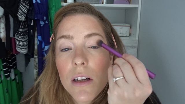 Quick Quarantine Makeup look - Alwaysplayingwithmakeup смотреть онлайн