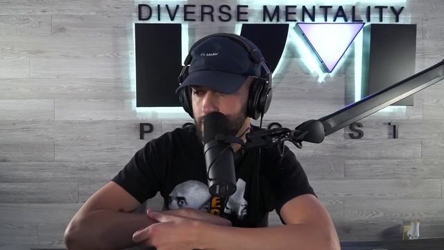 Quake Reacts To Rolling Stone's Top 200 Hip-Hop Albums Of All Time смотреть онлайн