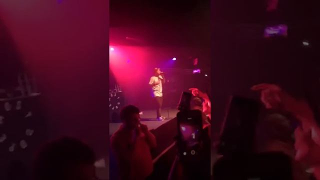 Mac Miller- Angels [LIVE] смотреть онлайн