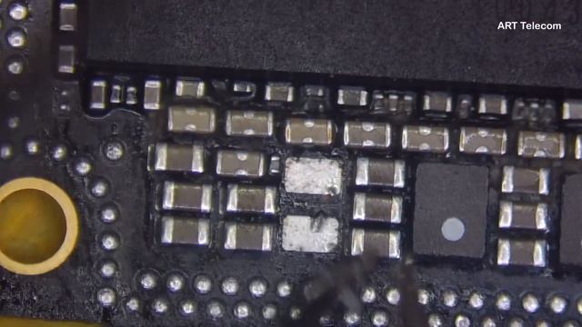 iPhone X No boot Apple logo moves to right side.display graphics ,problems, keeps restarting смотреть онлайн
