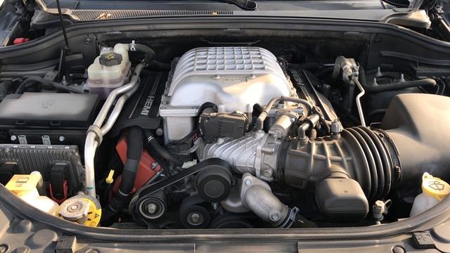 2018 Jeep SRT Trackhawk (Engine Start, Hood) смотреть онлайн
