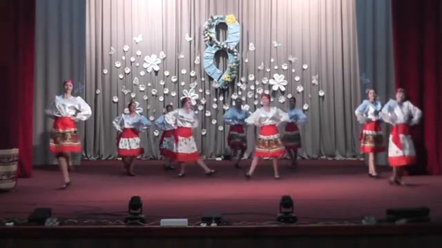 Танцевальная группа Алёнушка, г Ершов смотреть онлайн