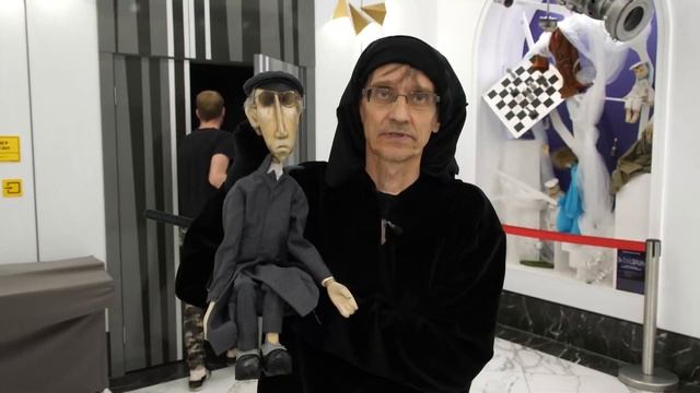 ЧЕЛОВЕК В ФУТЛЯРЕ: возращение кукольного спектакля спустя шесть лет смотреть онлайн