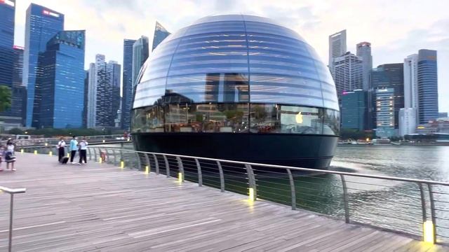 Apple floating online store in Singapore смотреть онлайн