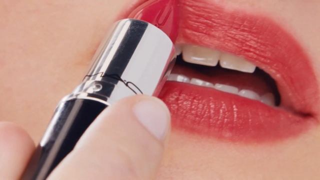 M·A·C Lustreglass Sheer-Shine Lipstick смотреть онлайн