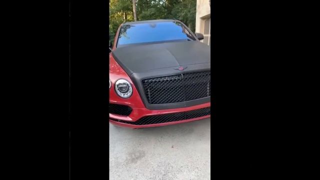 CARDI B & OFFSET SHOWS OFF THEIR RIDICULOUSLY CAR COLLECTION! STRAIGHT FIREEEEE! смотреть онлайн