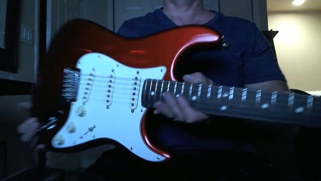 2018 Candy apple red Fender Professional Stratocaster unboxing and demo смотреть онлайн