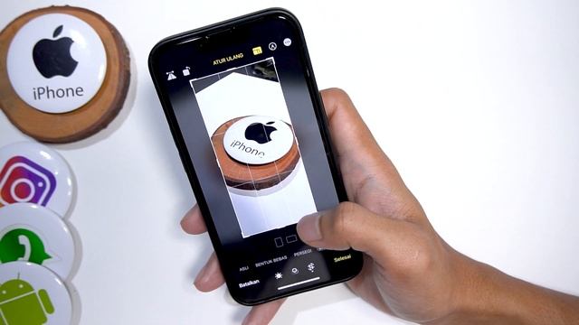 Cara Mengganti Wallpaper iPhone dengan Foto Pribadi Mudah Cepat смотреть онлайн