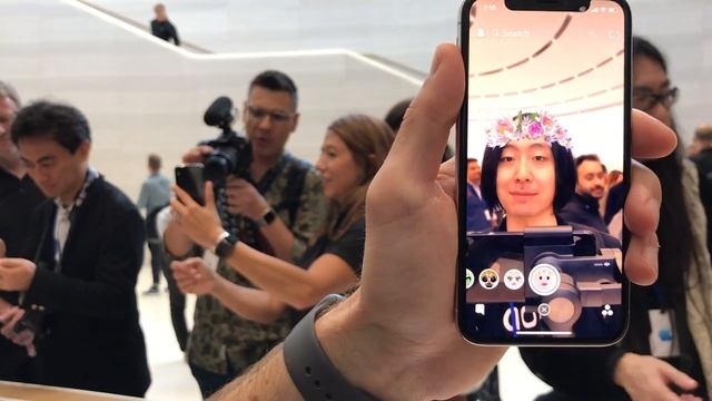 iPhone Xハンズオン。ポートレートライティングからTrueDepthカメラ、Face IDの活用 смотреть онлайн