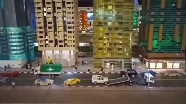 LEGOLAND Dubai Family Theme Park смотреть онлайн