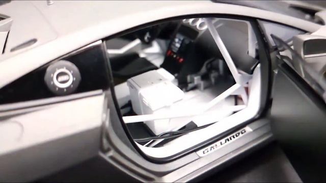 Lamborghini Gallardo GT3 FL2 - AUTOart 1/18 смотреть онлайн