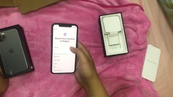 รีวิวแกะกล่อง iPhone 11 Pro สี Midnight Green สไตล์บ้าน ๆ อีกแล้ว สั่งจาก Apple Store Online จ้า