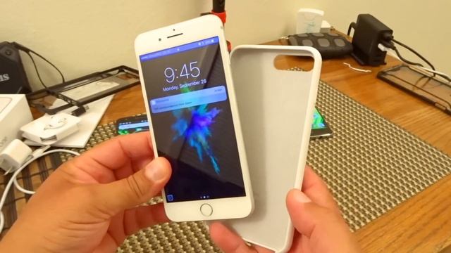 El case oficial más delgado para iPhone 7 Plus смотреть онлайн