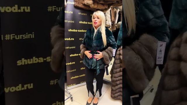Элегантная шубка в Модном цвете 2025 смотреть онлайн