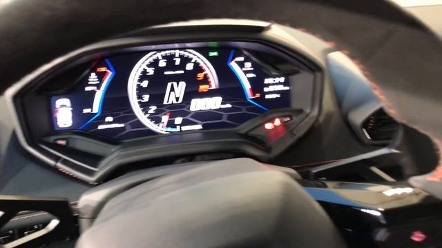 Walkaround: Lamborghini Huracan Evo Coupe 5.2 V10 2019 смотреть онлайн
