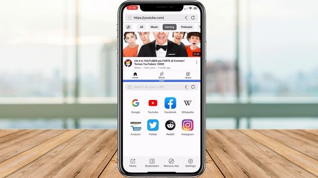How To Split Screen On Your iPhone | Split Screen On iOS 17 смотреть онлайн