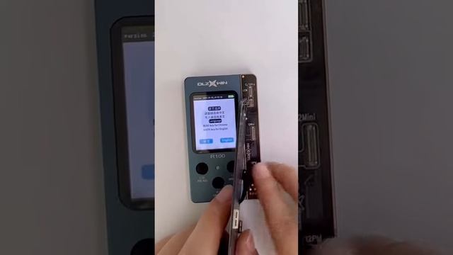 R100 How to recover true tone for 12pro max assembled displays смотреть онлайн