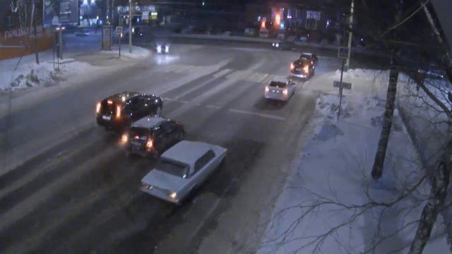 Джип крутит на ж/д смотреть онлайн