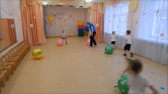 1 июня. Один день из жизни ДОУ смотреть онлайн