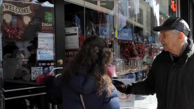 Big Apple Greeter David Checketts смотреть онлайн