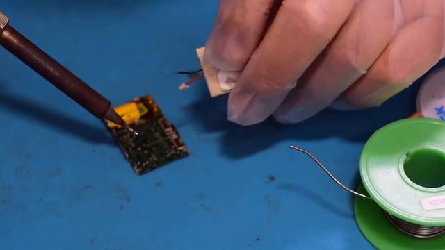 i Podのバッテリー交換 / i Pod battery replacement смотреть онлайн