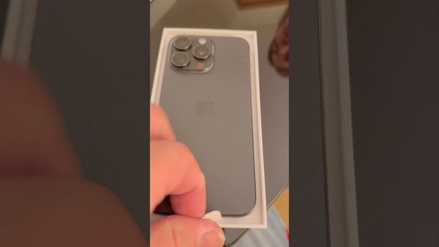 iPhone 15 Pro max Titanium Black 512 Gb unboxing смотреть онлайн