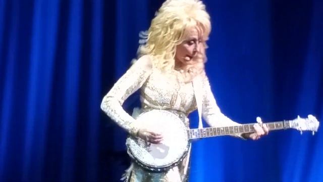 Dolly Parton- Applejack- Live 2016