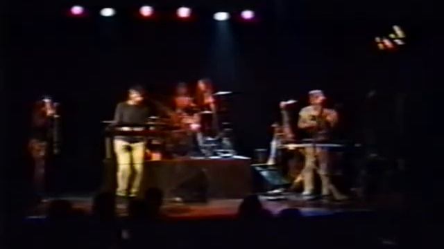 Walter Cronkite's Universe/Baby Yer The Reason Why/Drum Solo смотреть онлайн