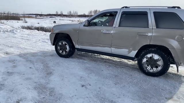 В горку Mercedes-Benz G350 vs Jeep Grand Cherokee, Subaru vs Audi, Toyota - Versus смотреть онлайн