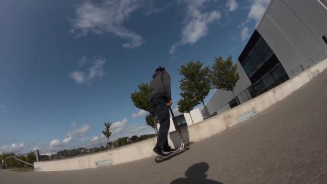 ScootWorld - Klark 2016 смотреть онлайн