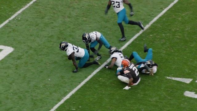 Darious Williams MIC'D UP vs. Browns | Jacksonville Jaguars смотреть онлайн