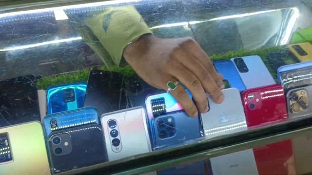Jagdish Market Hyderabad | Asia's largest mobile phone market | Chalo Dilli Vlogs | Mohsin Qureshi смотреть онлайн