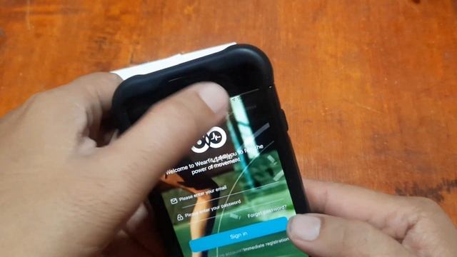 How to Install Wearfit 2.0 App in iPhone - A Step by Step Guide смотреть онлайн