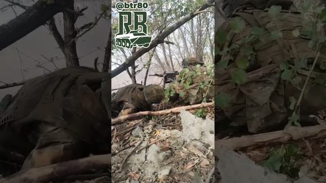 ⚡️СВО 18+ Бойцы "Отважных" поливают огнём из трофейного 12,7-мм пулемёта M2 Browning группу ВСУ смотреть онлайн