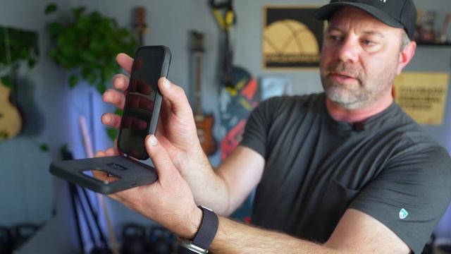 Nomad x Peak Design Rugged iPhone Case - Even More Feature-Packed смотреть онлайн