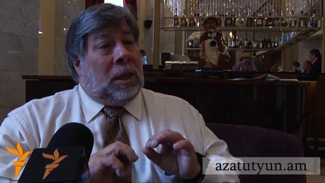 Apple co-founder Steve Wozniak in Armenia смотреть онлайн
