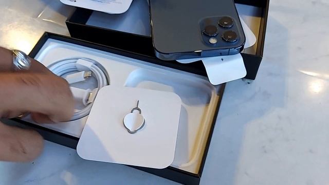 iPhone 12 Pro Pacific Blue Unboxing | ₹1,19,900 only | Most awaited color of the year | Wyman Vlog смотреть онлайн