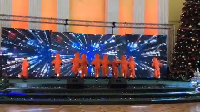 White Foxy dance studio - Лисята смотреть онлайн