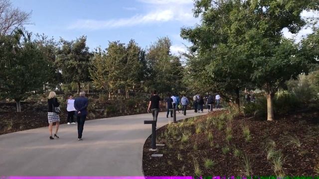 Inside Apple Park. Part 5 смотреть онлайн