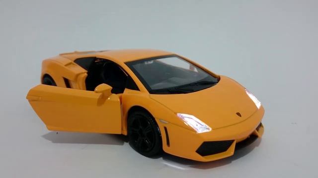 Miniatura Lamborghini Gallardo Lp5604 1:32 California Action смотреть онлайн